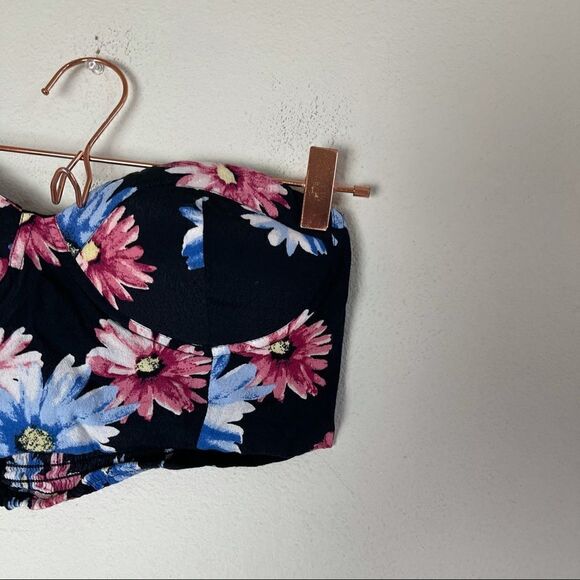 EUC Forever 21 Hawaiian Floral 2 Piece Set - Picture 3 of 10